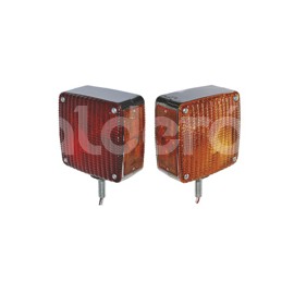 DIRECCIONAL CUADRADO 1 TORNILLO FOCO CROMADA 2324CPaquete:1.00